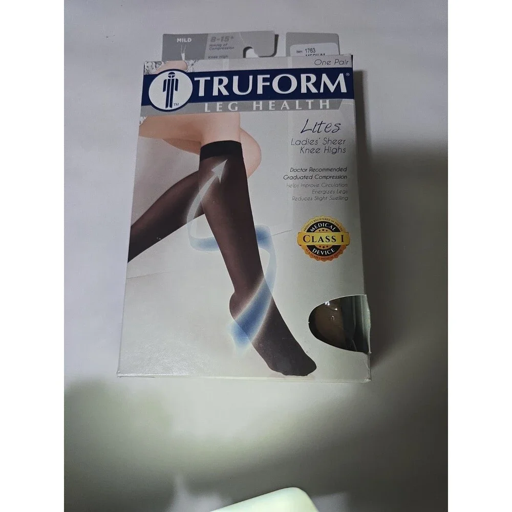 TRUFORM Leg Health Lites 1763BL-M Medium, Beige, Ladies Knee Highs 8-15 mmHg